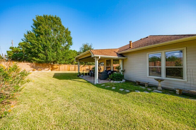 Building Photo - 9034 Necklace Tree Ln