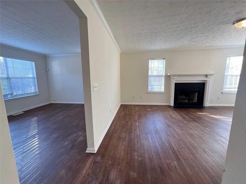 Building Photo - 1418 Brookside Manor Ct