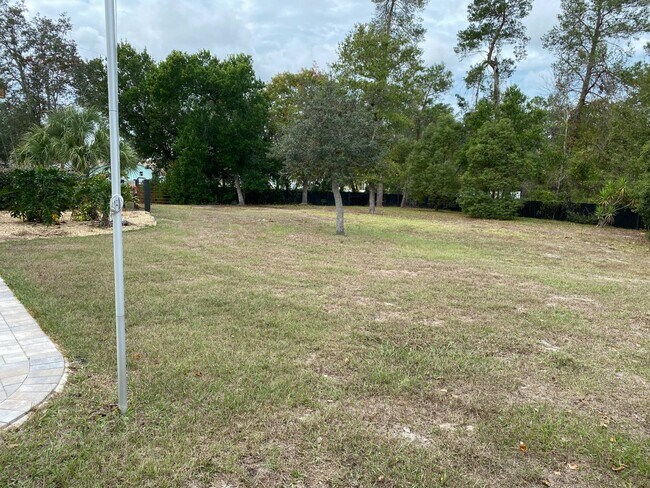 Building Photo - 5344 Elwood Rd