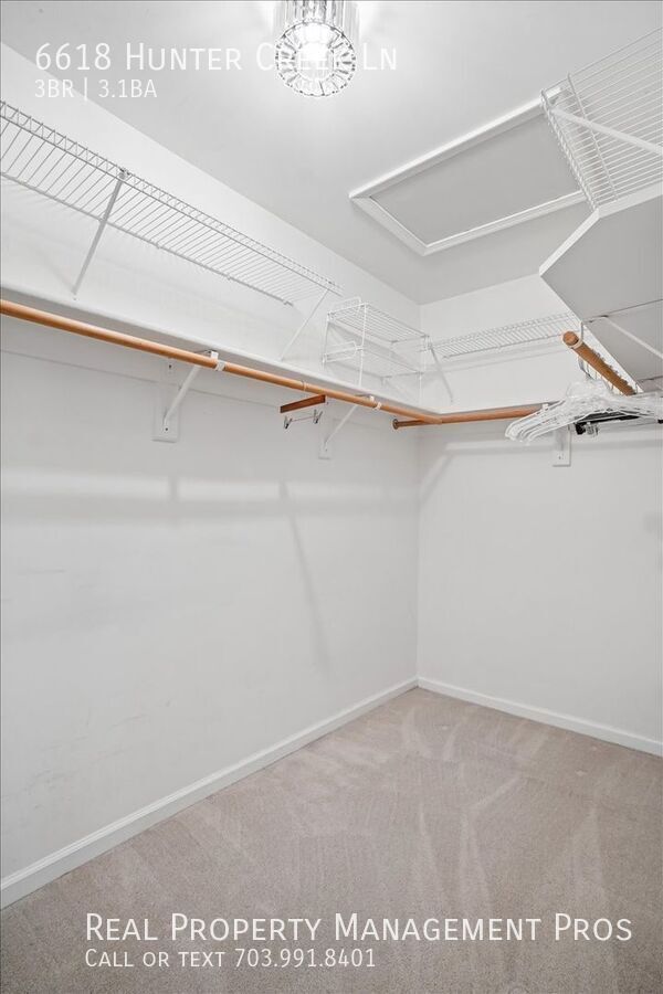Building Photo - 6618 Hunter Creek Ln