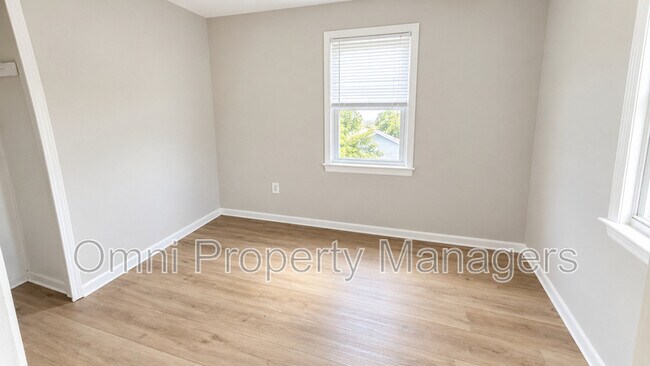 Building Photo - 8030 Chalmers Ave
