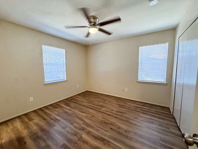 Building Photo - 3 Bedroom, 2 Bathroom Home in Kennedale