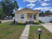 Building Photo - 1711 E New Orleans Ave