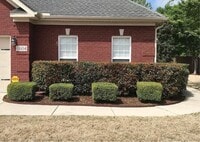 Building Photo - 6604 Lizzie Ln SE