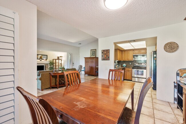 Building Photo - 17 Mission Ct