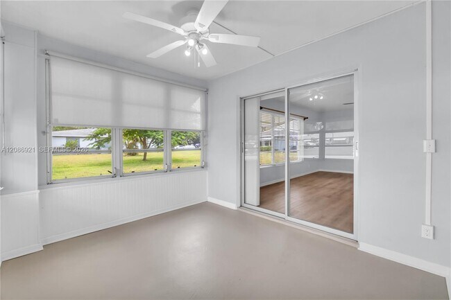Building Photo - 775 North Dr