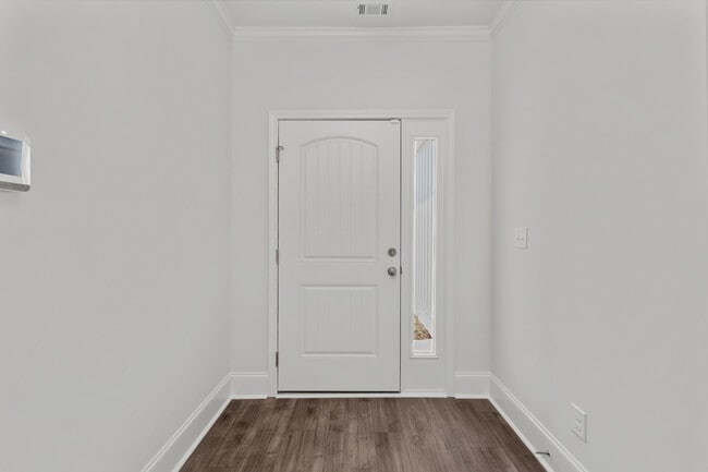 Building Photo - 8165 Bannock Cir