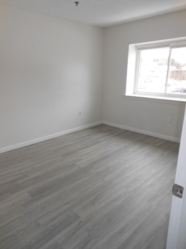 Building Photo - 113 Cluff Crossing Rd