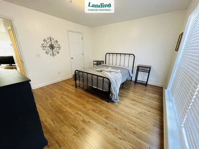 Building Photo - 700 3rd St NE