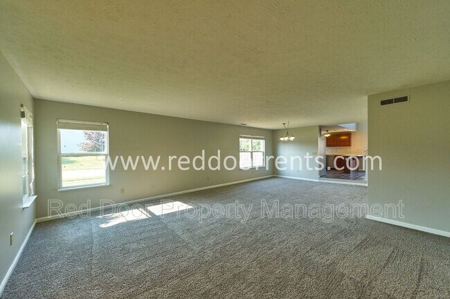 Building Photo - 12994 Quarterback Ln