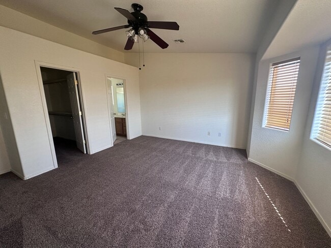Building Photo - 2 BR 2Ba Home with YARD, Garage, close to Hwy 95 Fort Mohave