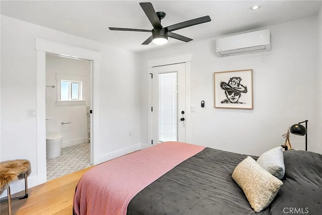 Building Photo - 3816 Goldwyn Terrace