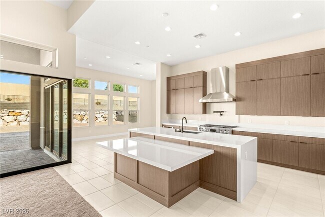 Building Photo - 11014 Horizon Ledge Ave