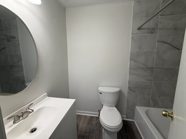 Building Photo - 4054 Hanson Oaks Dr