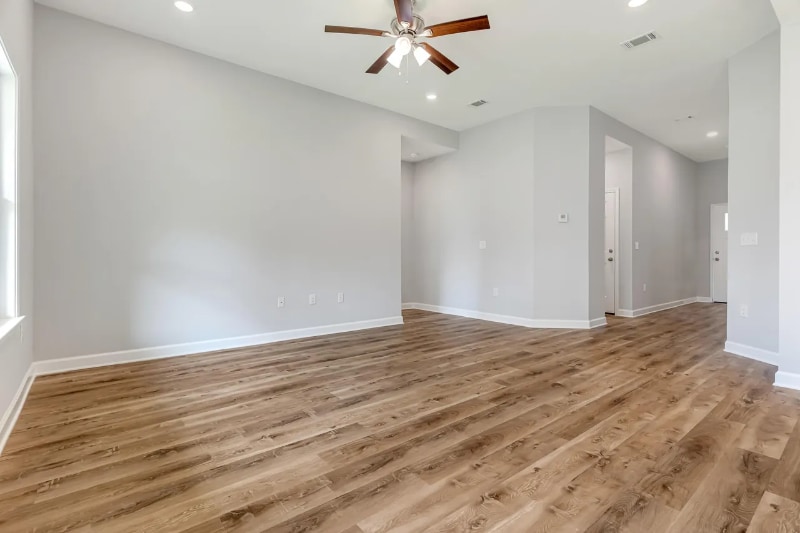 Building Photo - 98 Azalea Dr
