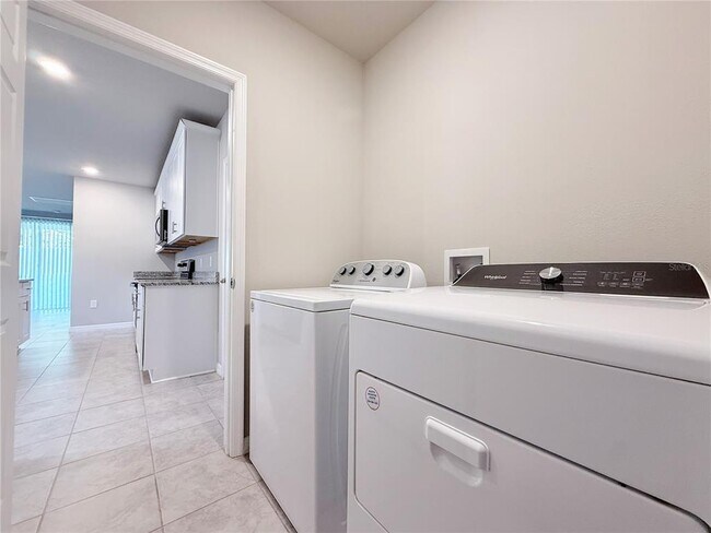 Building Photo - 17341 Cagan Crossings Blvd