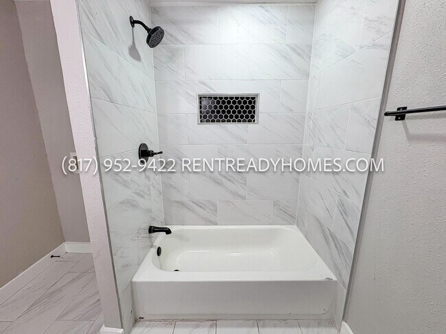 Building Photo - 3630 Agnes St