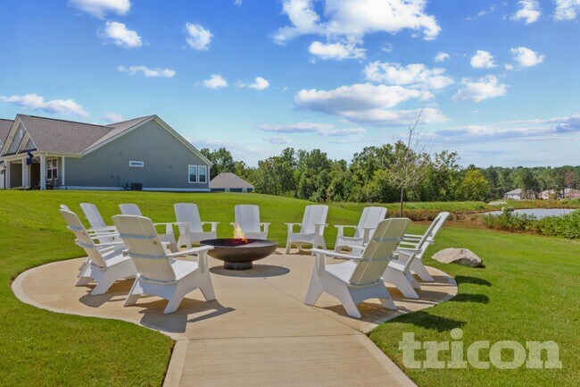 Building Photo - 8 Beautyberry St