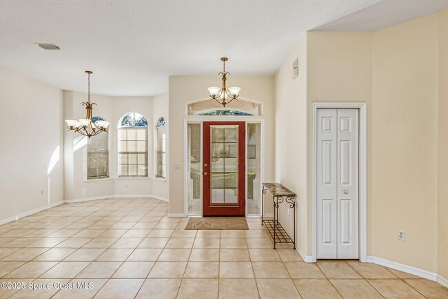 Building Photo - 216 3rd Ave