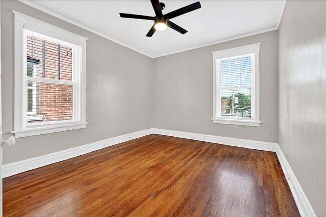 Building Photo - Delmar Soup