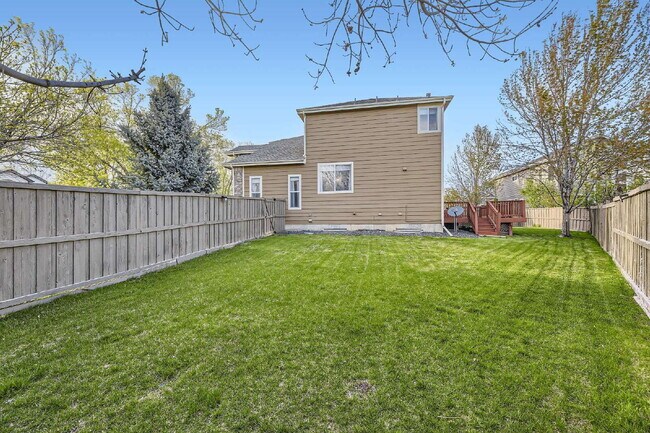 Building Photo - Luxury Living Awaits in this Grant Ranch Home! Meticulously Maintained Home Featuring 6 Bedrooms/...