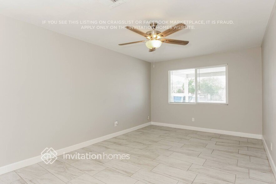 Building Photo - 12614 W Del Rio Ln