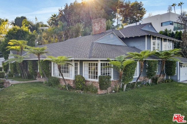 Building Photo - 3690 Crownridge Dr