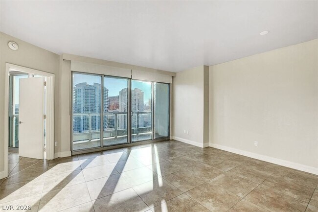 Building Photo - 222 Karen Ave