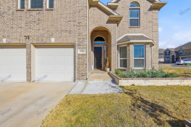 Building Photo - 6700 Palmdale Ln