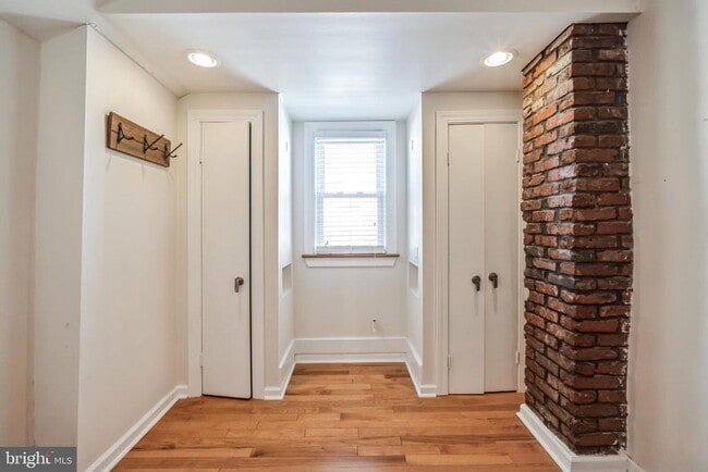 Building Photo - 1915 Fitzgerald St