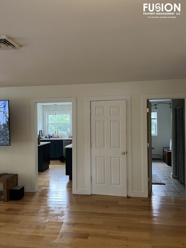 Building Photo - Beautiful Mountain Crest Home for Rent in Williston, Vermont