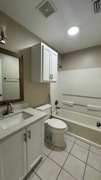 Building Photo - 3717 Joby St
