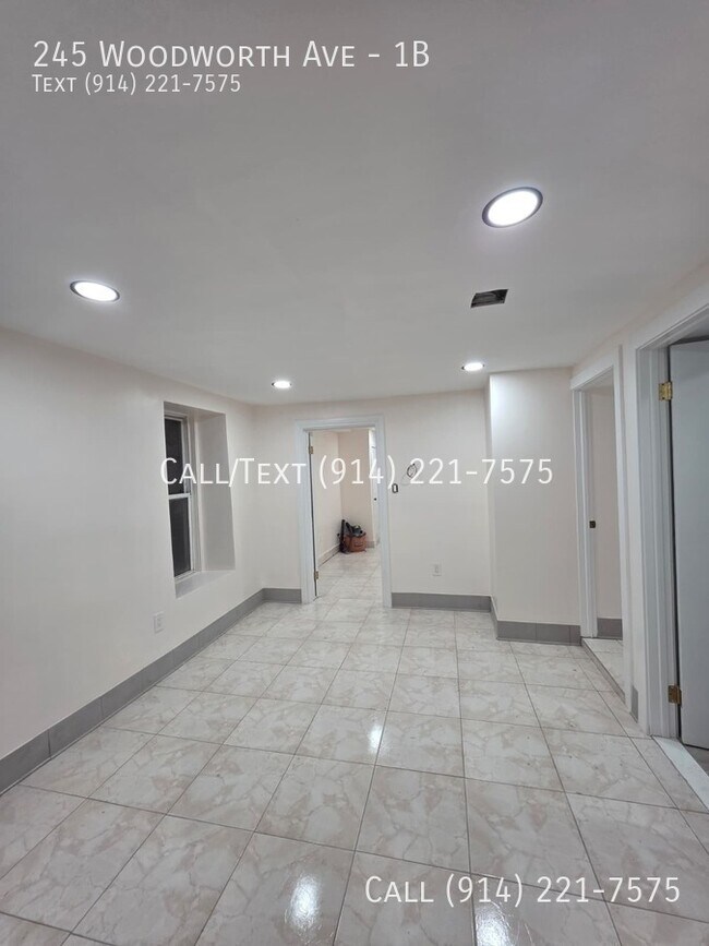 Building Photo - 245 Woodworth Ave