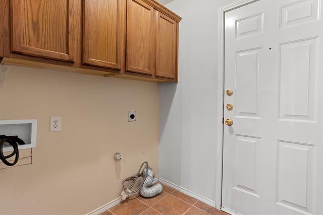Building Photo - 1418 Deville Cir