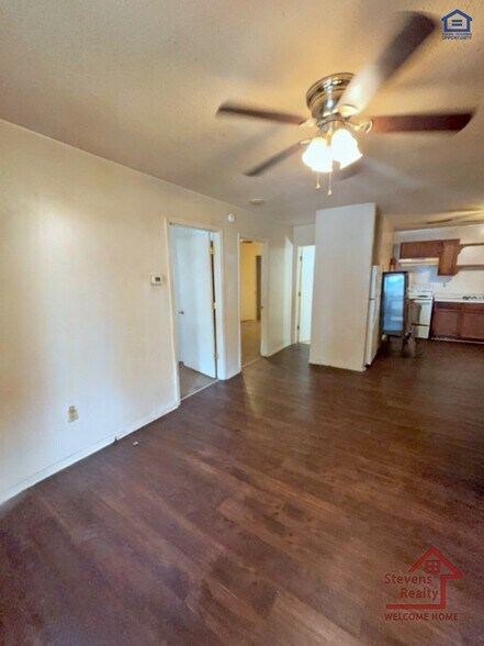 Building Photo - 47 Bybee Woods Dr