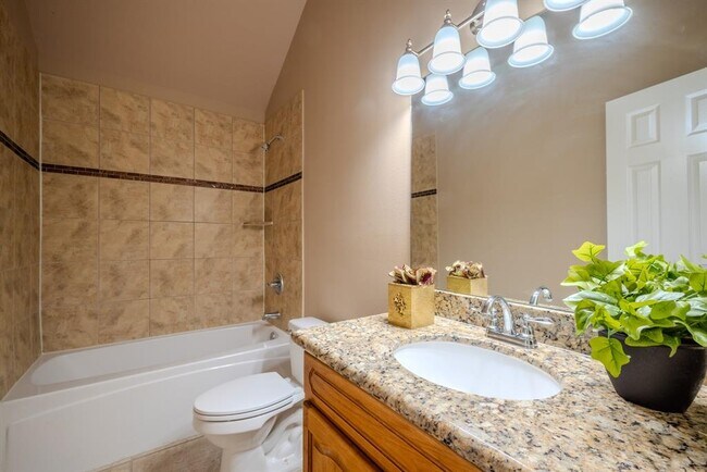 Building Photo - 15719 Edo Cir