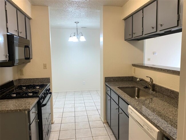 Building Photo - 10436 Doc Holliday Trail