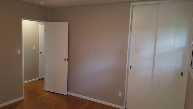 Building Photo - Charming 3 Bedroom Single-Family Home with Private Yard