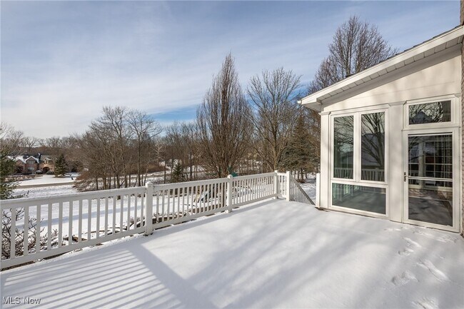 Building Photo - 4025 Meadowvale Ct