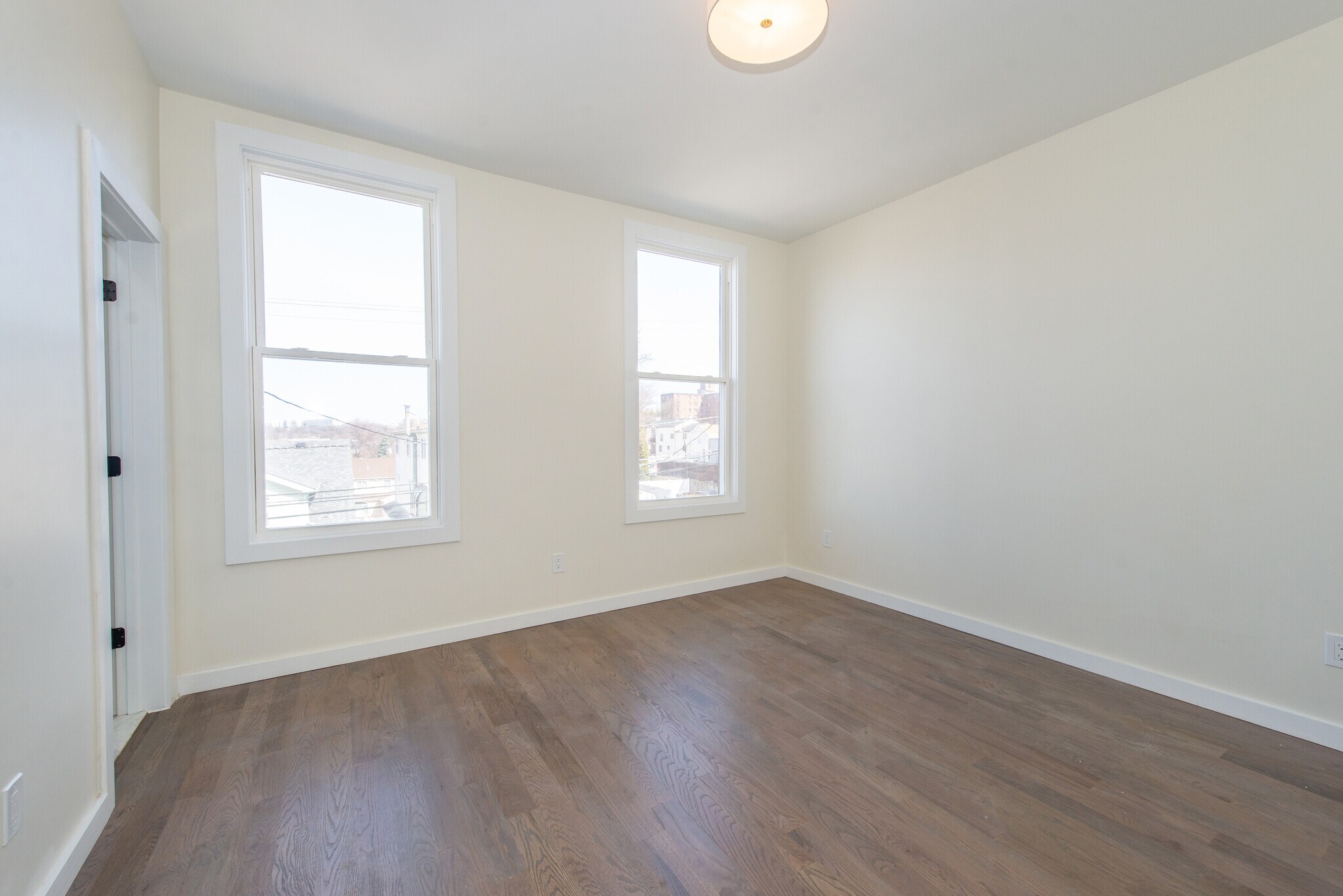 Building Photo - 1431 37th St