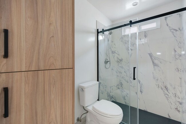 Building Photo - 312 Cazador Ln