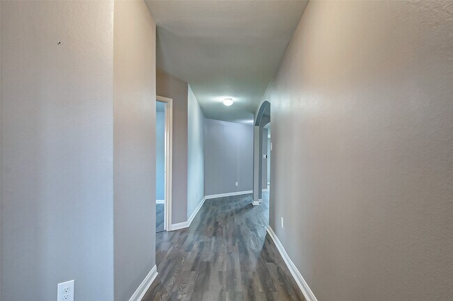 Building Photo - 22522 Threefold Ridge Dr