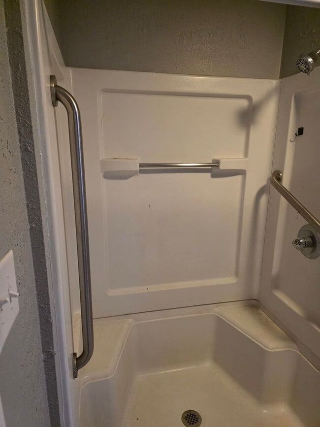 Building Photo - 2 bedroom house in Ackley