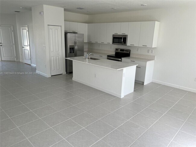 Building Photo - 2364 NW 130th St