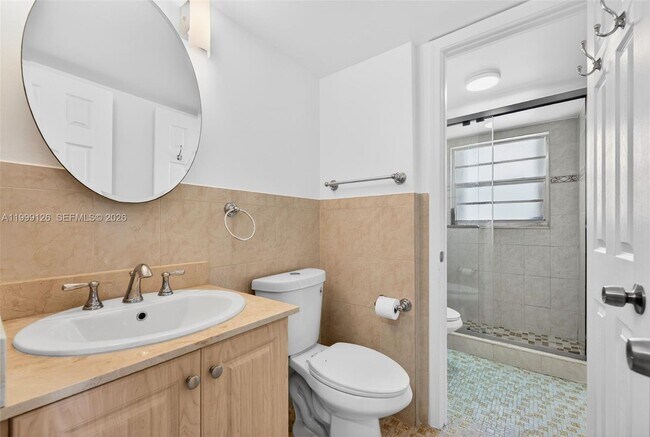 Building Photo - 8250 Byron Ave