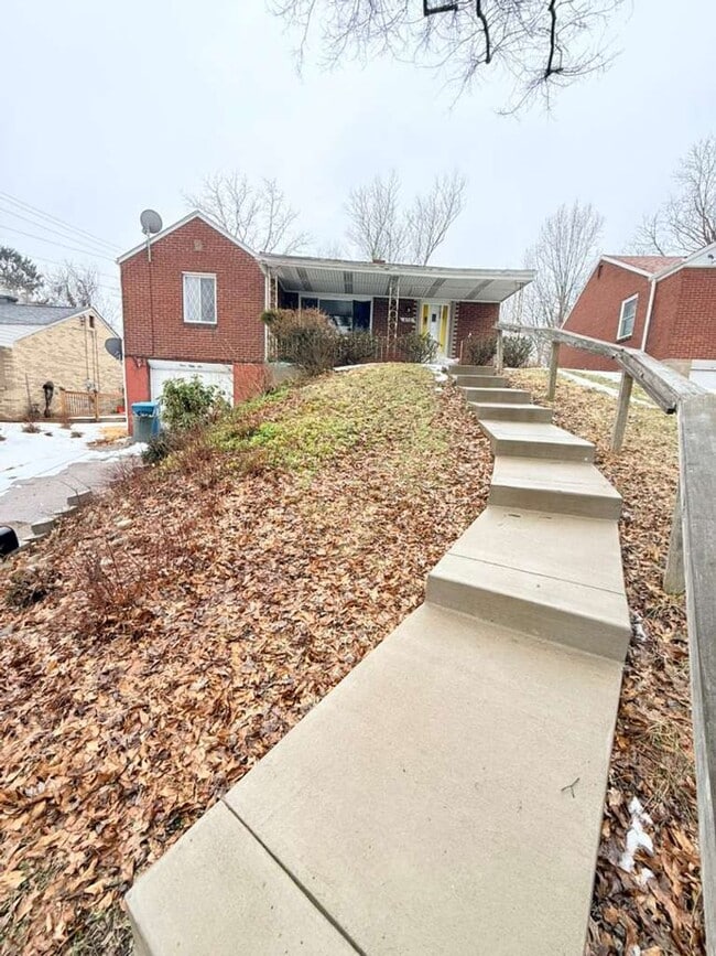 Building Photo - Nice 2BD/1.5BA Single Family Home in Penn Hills