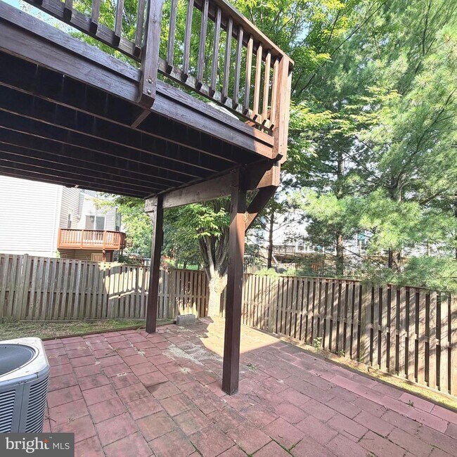 Building Photo - 43100 Sherbrooke Terrace