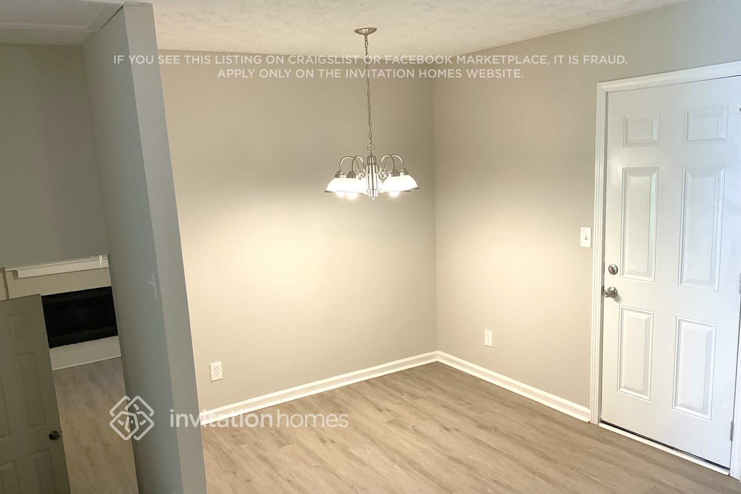 Building Photo - 1242 S Indian Creek Dr