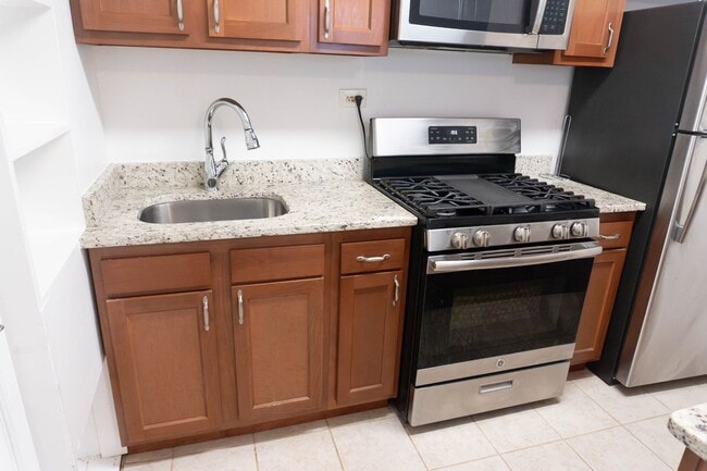Building Photo - Charming 2BR Home in Lily Ponds NE DC – Ac...