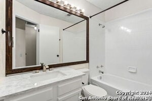 Building Photo - 9110 Chinon